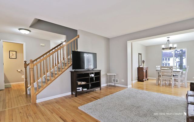 1407 S Janice Lane, Round Lake, IL 60073