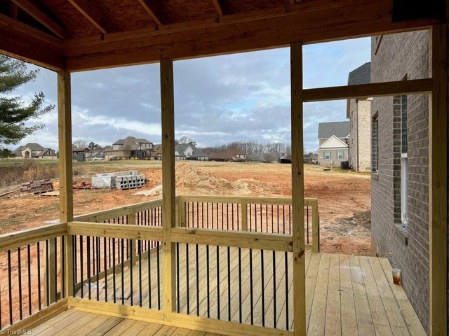 5112 Logos Drive 16, Stokesdale, NC 27357