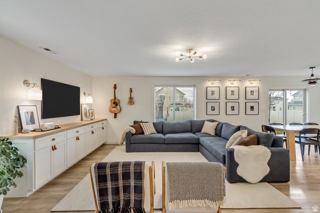 606 S 800 W, Springville, UT 84663