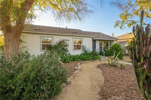 1219 Winston Court, Upland, CA 91786