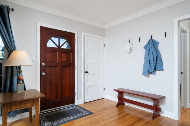 1219 Winston Court, Upland, CA 91786