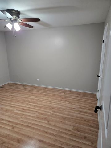 1546 Williamsburg Drive C1, Schaumburg, IL 60193