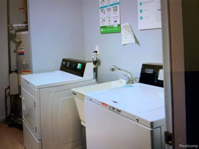 34673 E Clarkson Drive 78, Fraser, MI 48026