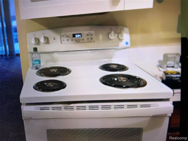 34673 E Clarkson Drive 78, Fraser, MI 48026