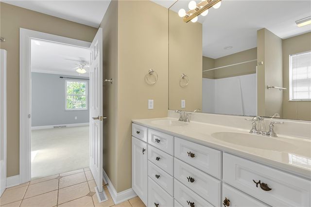 404 Rockledge Dr, Aleppo, PA 15143