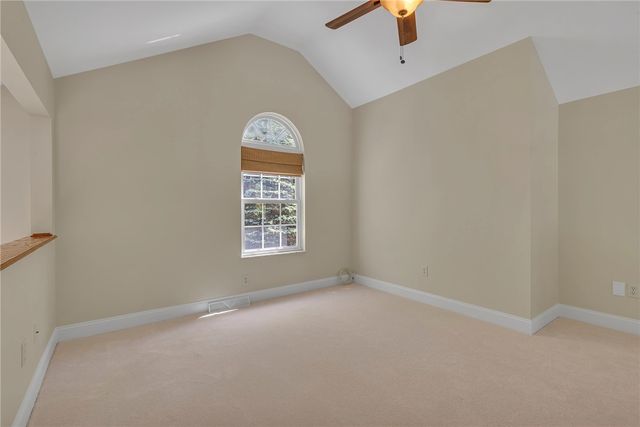 404 Rockledge Dr, Aleppo, PA 15143