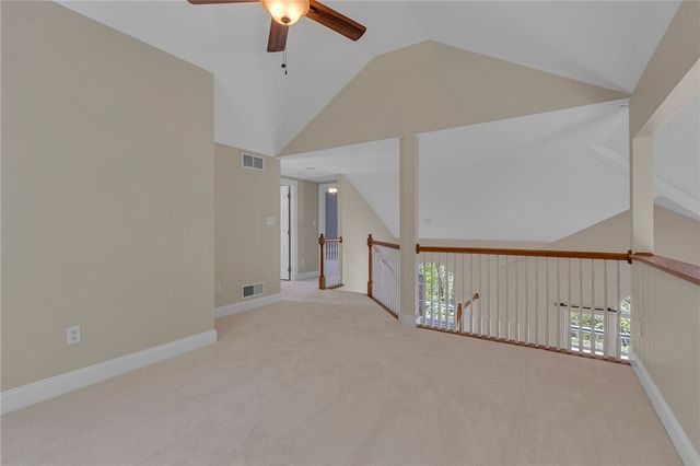 404 Rockledge Dr, Aleppo, PA 15143