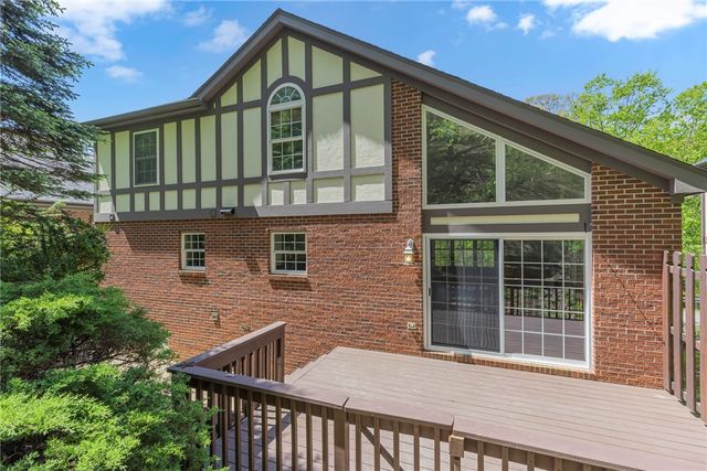 404 Rockledge Dr, Aleppo, PA 15143