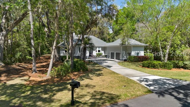 15 S Oak Forest Dr, Okatie, SC 29909