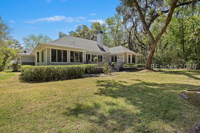 15 S Oak Forest Dr, Okatie, SC 29909