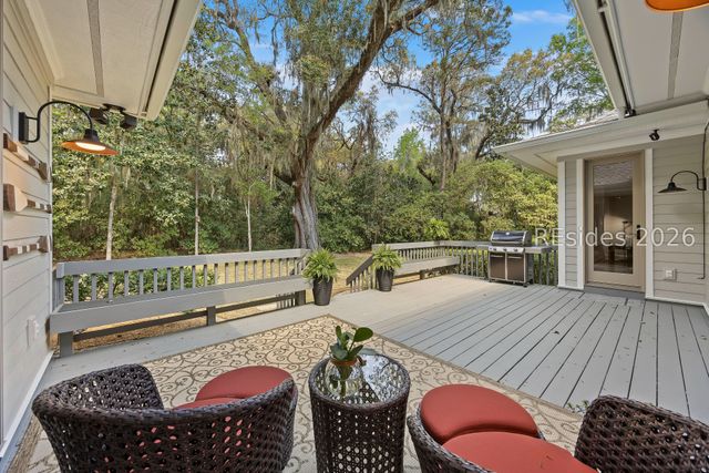 15 S Oak Forest Dr, Okatie, SC 29909