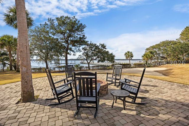 15 S Oak Forest Dr, Okatie, SC 29909