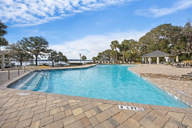 15 S Oak Forest Dr, Okatie, SC 29909