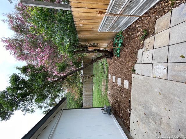 258 CRESHAM DR, San Antonio, TX 78218