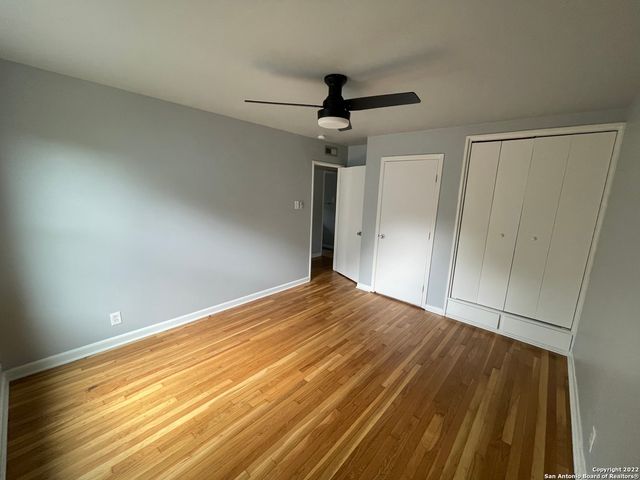 258 CRESHAM DR, San Antonio, TX 78218