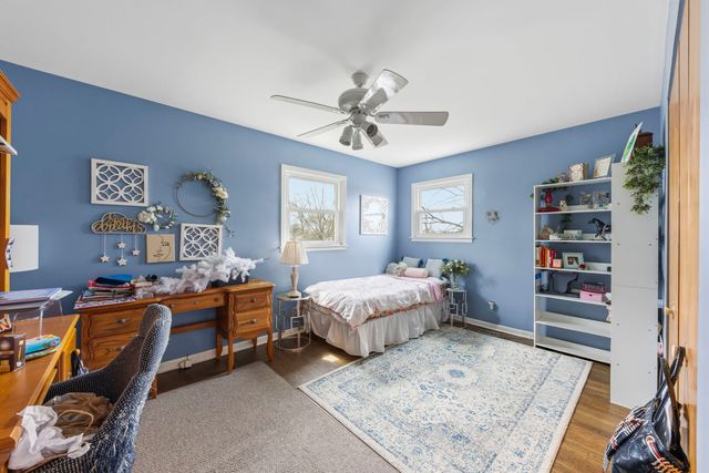 6065 Chase Avenue, Downers Grove, IL 60516