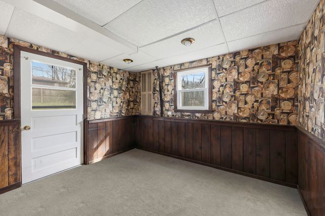 6065 Chase Avenue, Downers Grove, IL 60516