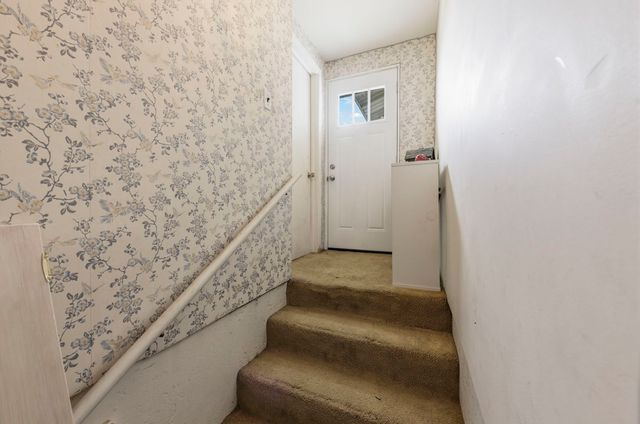 6065 Chase Avenue, Downers Grove, IL 60516