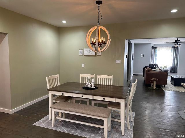 407 W WATER Street, Pinckneyville, IL 62274