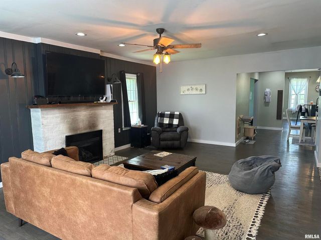 407 W WATER Street, Pinckneyville, IL 62274