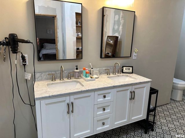 407 W WATER Street, Pinckneyville, IL 62274