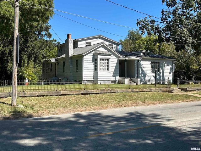 407 W WATER Street, Pinckneyville, IL 62274