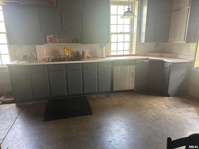 407 W WATER Street, Pinckneyville, IL 62274