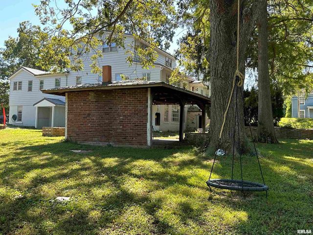 407 W WATER Street, Pinckneyville, IL 62274