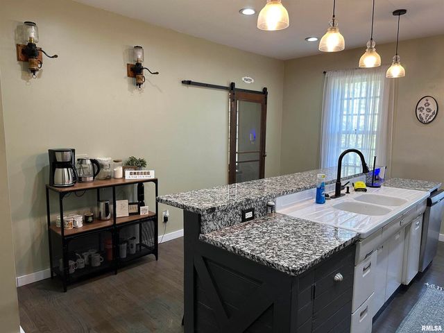 407 W WATER Street, Pinckneyville, IL 62274