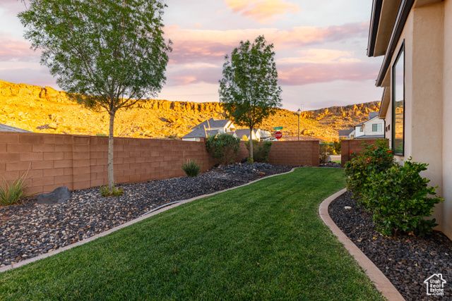 3397 E MAPLE MOUNTAIN DR, St. George, UT 84790