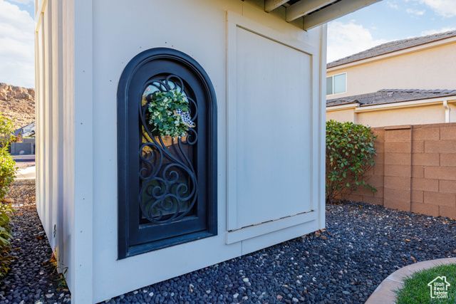 3397 E MAPLE MOUNTAIN DR, St. George, UT 84790