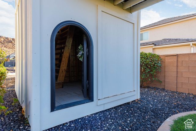 3397 E MAPLE MOUNTAIN DR, St. George, UT 84790