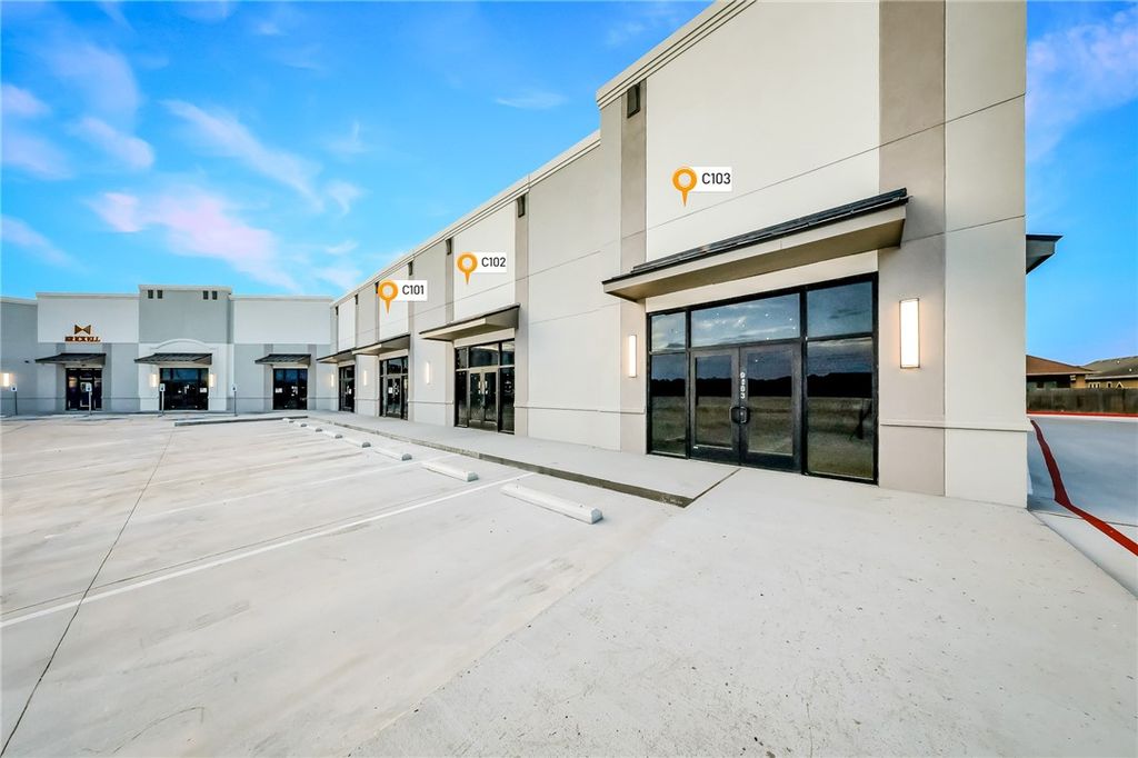5902 Yorktown Blvd C101, Corpus Christi, TX 78414 — exterior