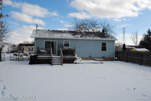 750 Applegate Drive, Marysville, MI 48040