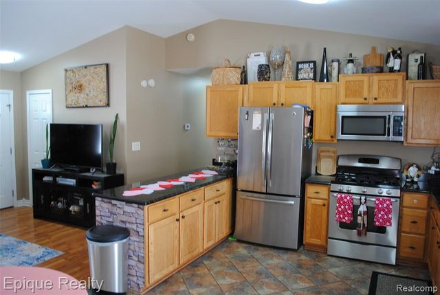 750 Applegate Drive, Marysville, MI 48040