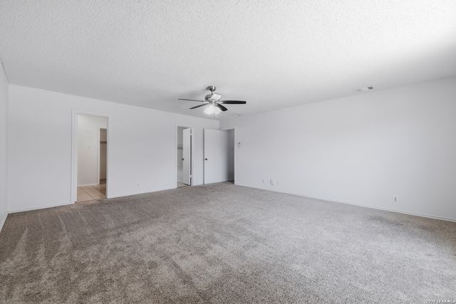 6318 Regency Wood, San Antonio, TX 78249