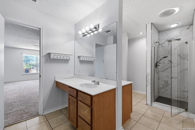 6318 Regency Wood, San Antonio, TX 78249