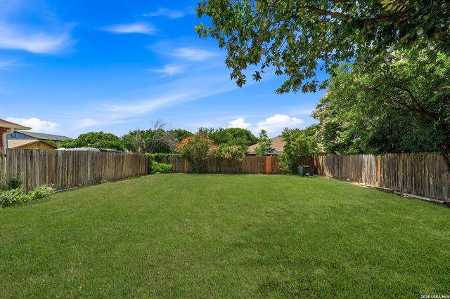 6318 Regency Wood, San Antonio, TX 78249