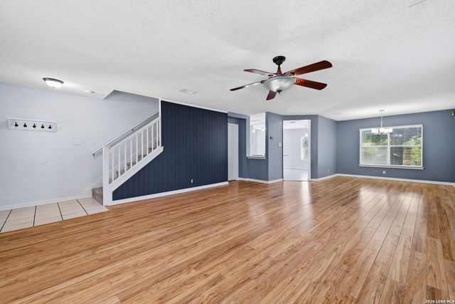 6318 Regency Wood, San Antonio, TX 78249