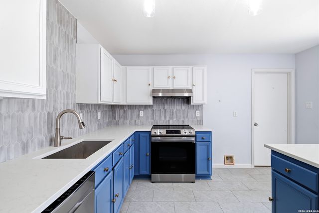 6318 Regency Wood, San Antonio, TX 78249