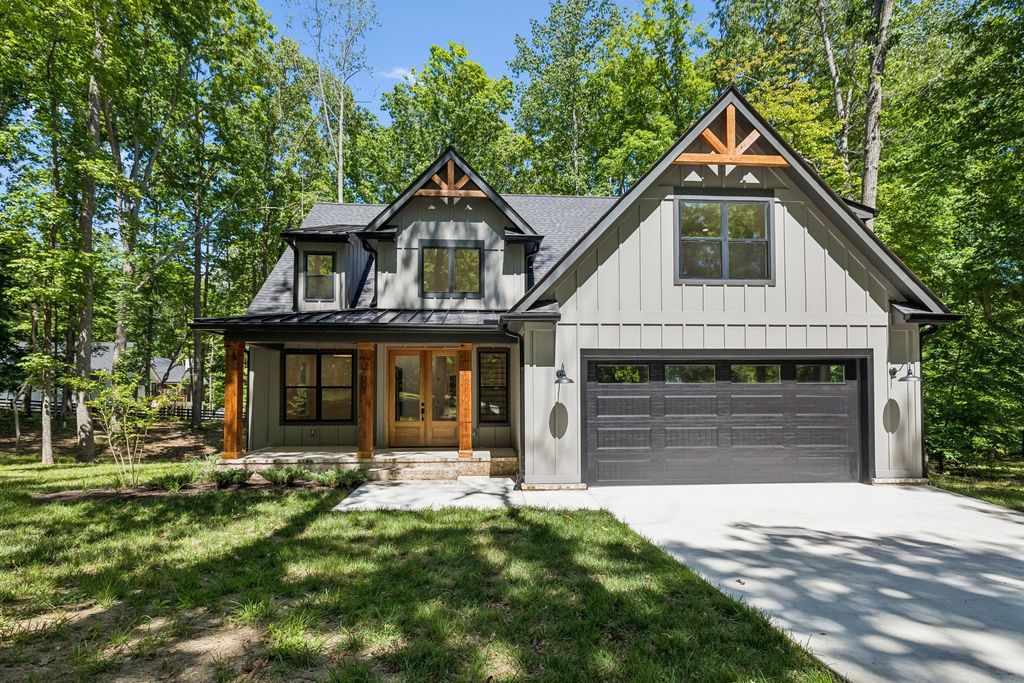 1007 Pheasant Ct, Kingston Springs, TN 37082
