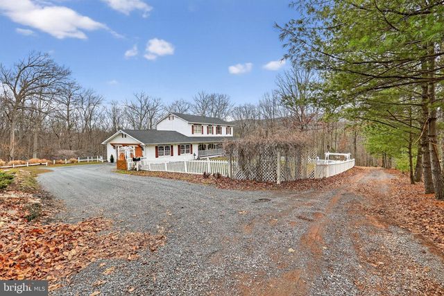 236 KUMP DR, Gore, VA 22637