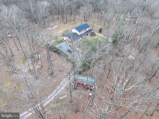 236 KUMP DR, Gore, VA 22637