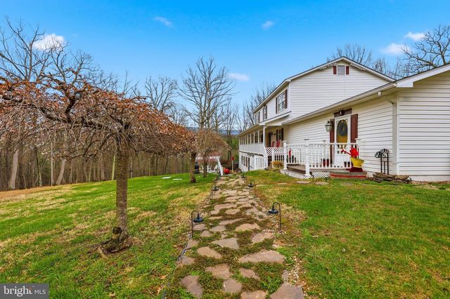236 KUMP DR, Gore, VA 22637