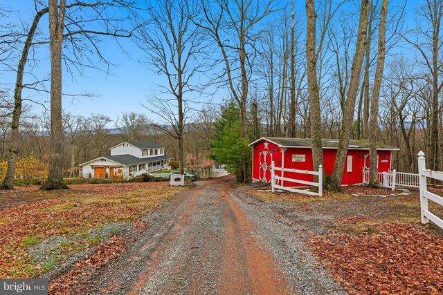 236 KUMP DR, Gore, VA 22637