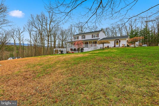 236 KUMP DR, Gore, VA 22637