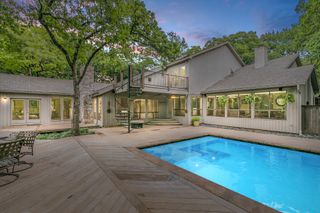 1504 Riverview Drive, Arlington, TX 76012