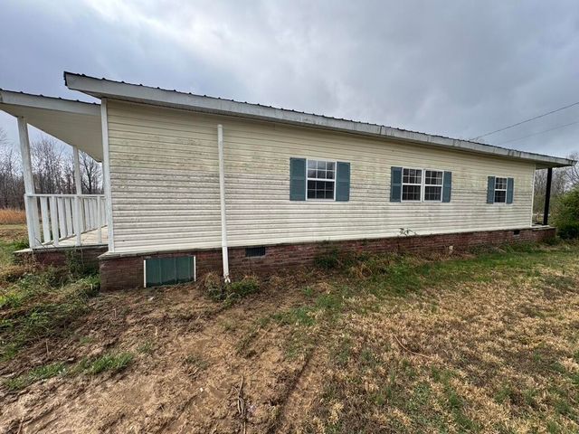 110 Dr Ibrahim LN, Summertown, TN 38483