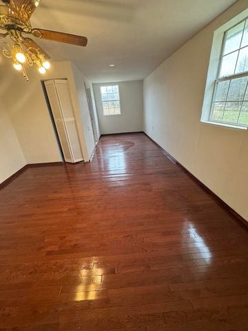 110 Dr Ibrahim LN, Summertown, TN 38483