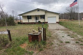110 Dr Ibrahim LN, Summertown, TN 38483